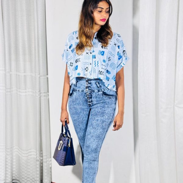 High-waisted Denim (Blue)